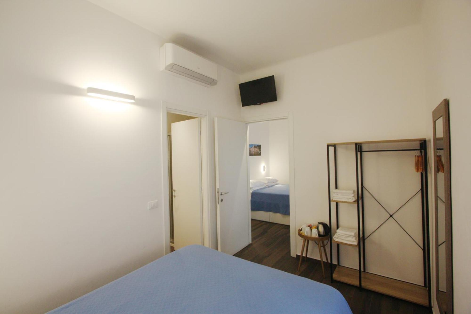 Barbj'S Rooms ลาสเปเซีย ภายนอก รูปภาพ